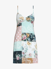 Load image into Gallery viewer, SHORT DRESS
